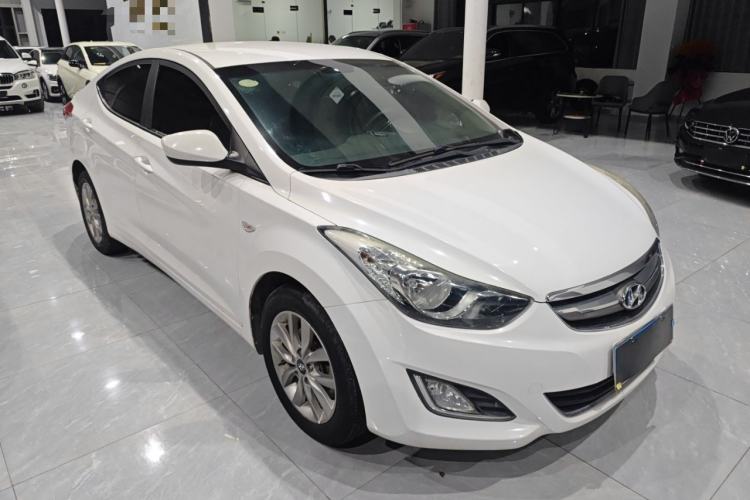 Used Hyundai Elantra 2015 1.6L Automatic Fashion Model
