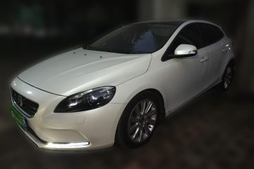 Used Volvo V40 2015 1.6T Zhiyi Edition