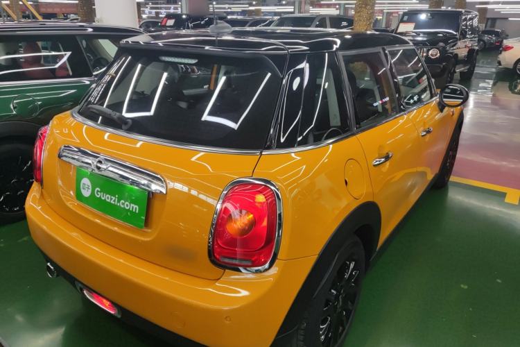 Used  MINI 2016 1.5T COOPER Five-Door Edition
