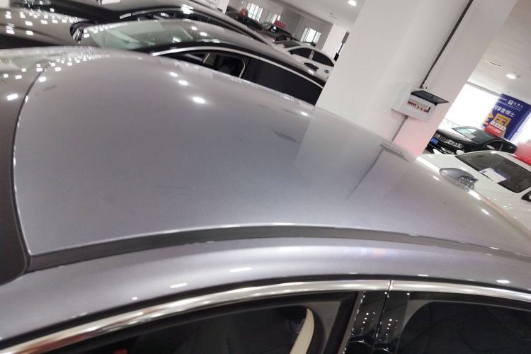 Used Hongqi E-QM5 2024 610 km PLUS
