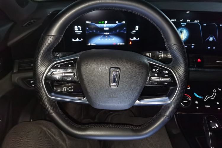 Used Bestune B70S 2022 2.0T War God King