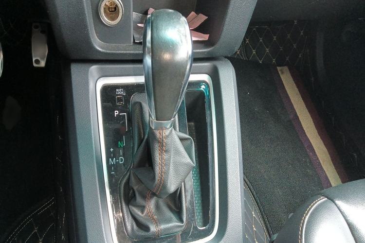 Used  BJ40 2016 40L 2.3T Automatic Two-Wheel Drive Prestige Edition
