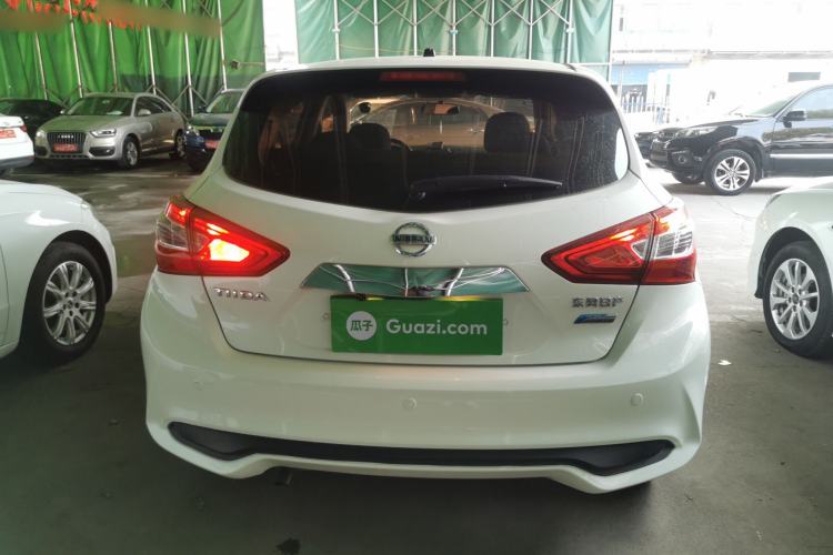 Used Nissan Tiida 2016 1.6L CVT Cool Dynamic Edition
