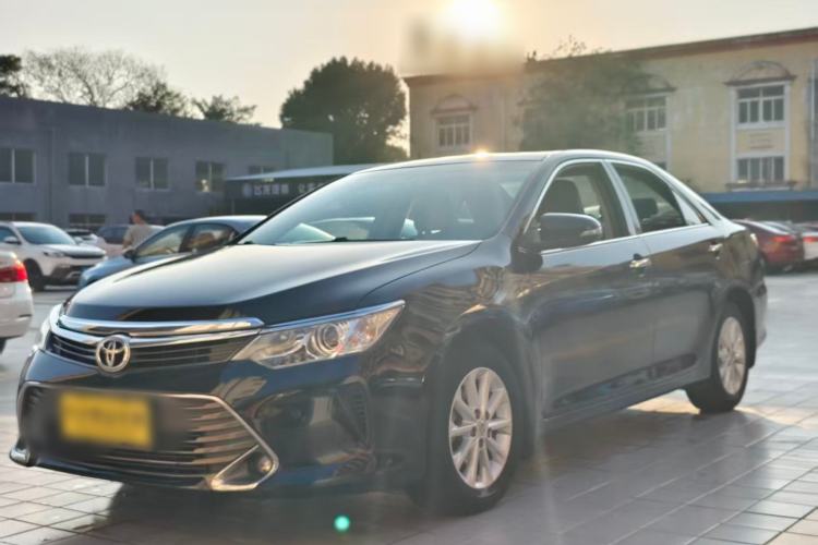 Used Toyota Camry 2015 2.0G Premier Edition
