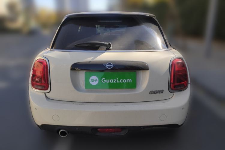 Used  MINI 2019 1.5T COOPER Classic Edition Five-Door Version
