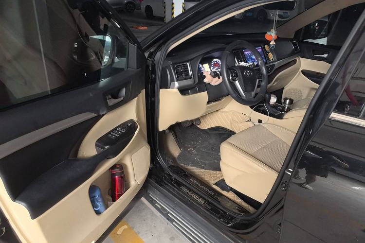 Used Toyota Highlander 2021 2.0T Four-Wheel Drive Elite Edition 7-Seater
