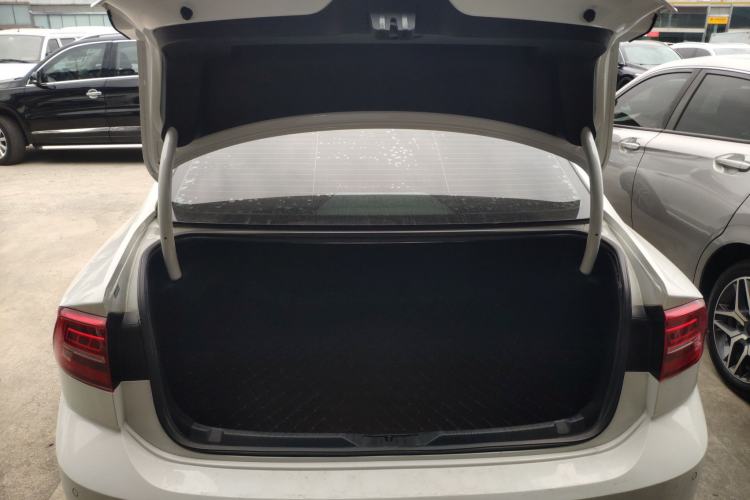 Used Volkswagen Lamando 2021 280TSI DSG Comfort Edition
