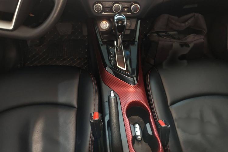 Used Nissan Lannia 2016 1.6L CVT Smart Cool Edition
