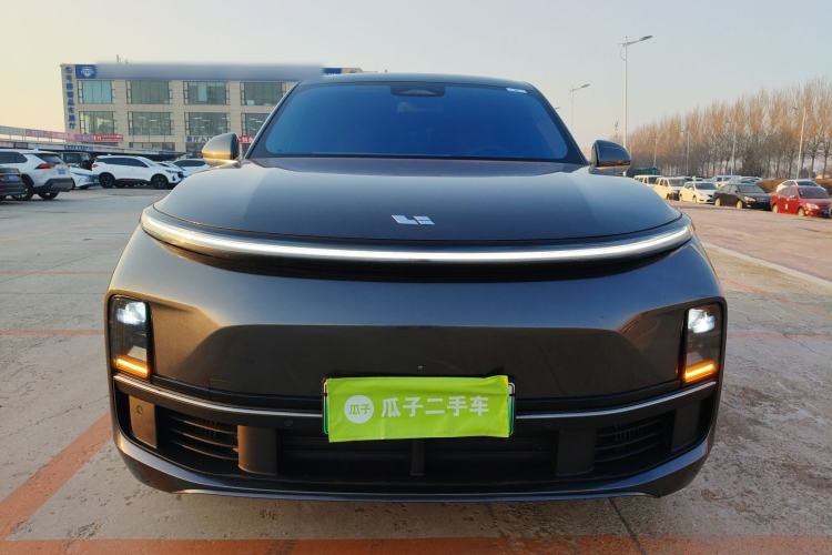 Used Li Auto L8 2023 Pro Model
