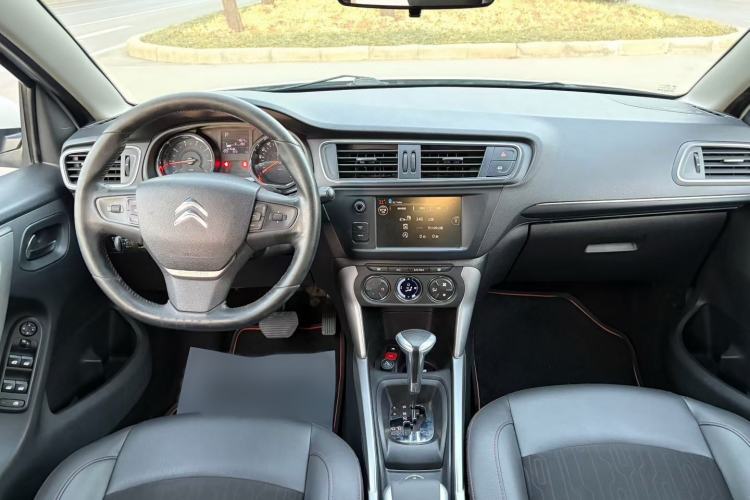 Used Citroen C3-XR 2015 1.6THP Automatic Smart Model