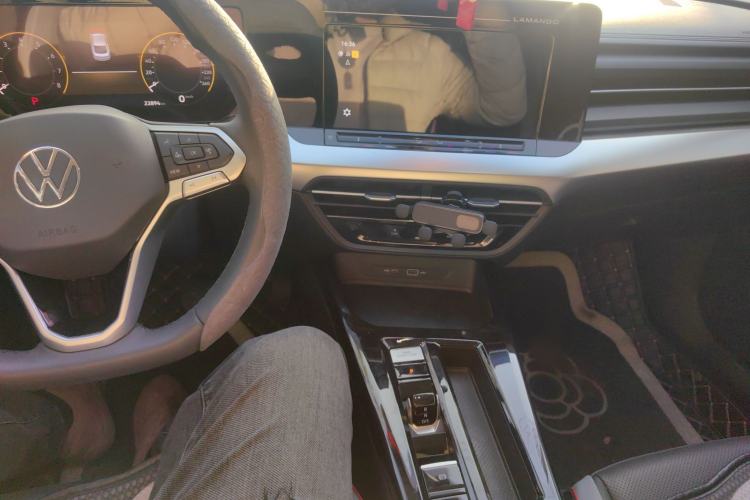 Used Volkswagen Lamando 2023 Lavida L 280TSI DSG Spicy Edition