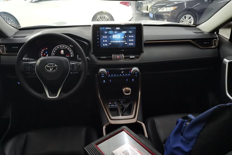 Used Toyota RAV4 2020 2.0L CVT Two-Wheel Drive Fashion PLUS Edition
