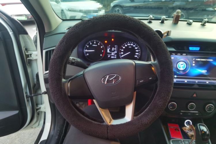 Used Hyundai ix25 2015 1.6L Automatic Two-Wheel Drive Smart GLS Trim
