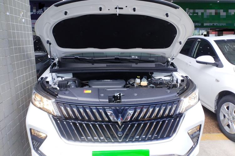 Used Wuling Jiachen 2022 1.5T CVT Smart Luxury Version
