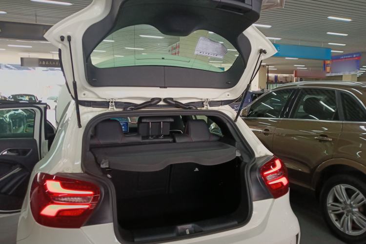 Used Mercedes-Benz A-Class 2016 A 260 Sport Edition