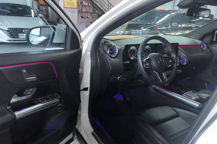 Used Mercedes-Benz GLA 2022 Facelifted GLA 200
