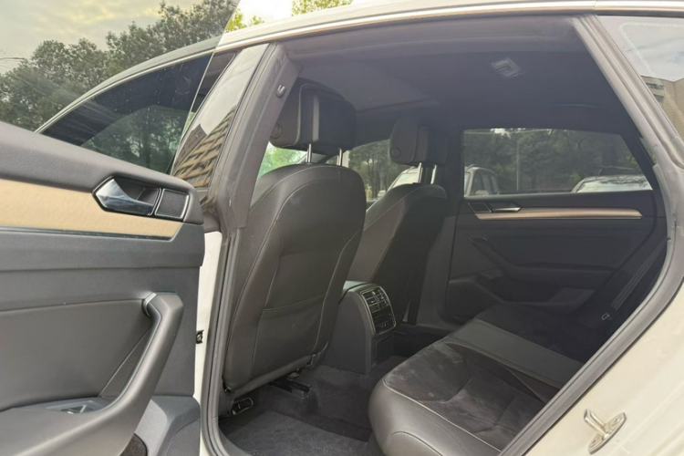 Used Volkswagen FAW-Volkswagen CC 2020 330TSI Huayan Edition China VI Standard
