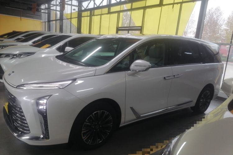 Used Buick GL8 2025 Lu Zun Deluxe Edition