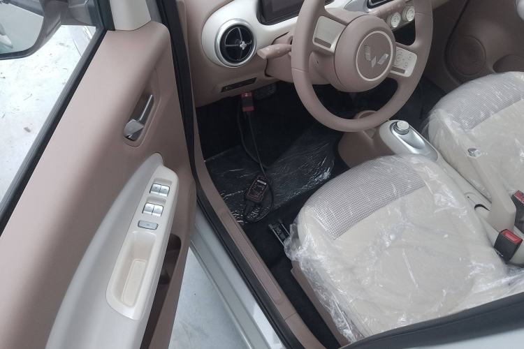 Used Wuling Hongguang MINIEV 2025 Four-Door Version Advanced Edition