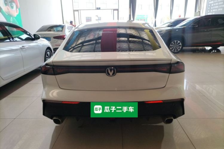 Used Changan UNI-V 2023 1.5T Prestige Model

