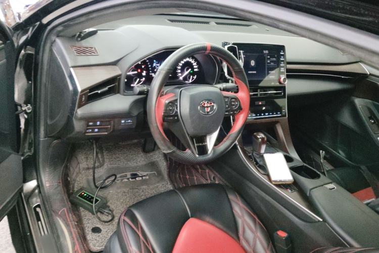 Used Toyota Avalon 2019 2.5L Ambition Version China VI Standard