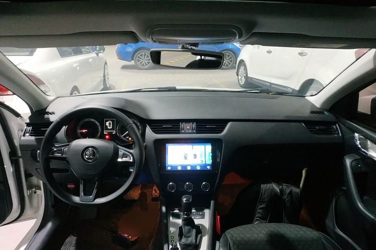 Used Skoda Octavia 2019 1.5L Automatic Smart Drive Luxury Edition China V Standard