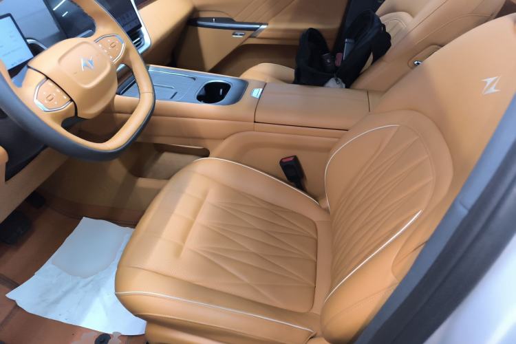 Used Dongfeng eπ eπ008 2025 636Ultra Smart Drive Version 5 Seats
