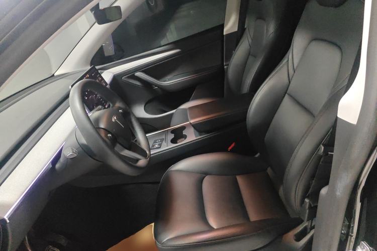 Used Tesla Model Y 2023 Rear-Wheel-Drive Version
