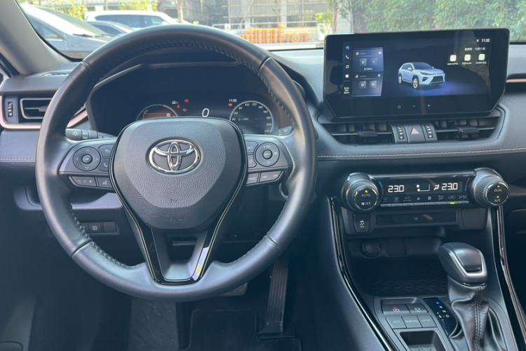 Used Toyota Wildlander 2024 Dual-Motor 2.5L E-CVT Two-Wheel Drive Luxury PLUS Edition