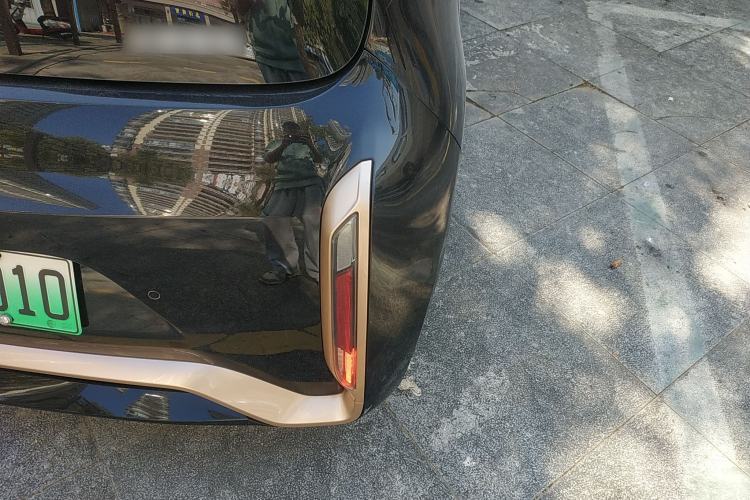 Used ORA White Cat 2022 Xiaoyue Mao Edition 360 km Luxury Model Lithium NMC
