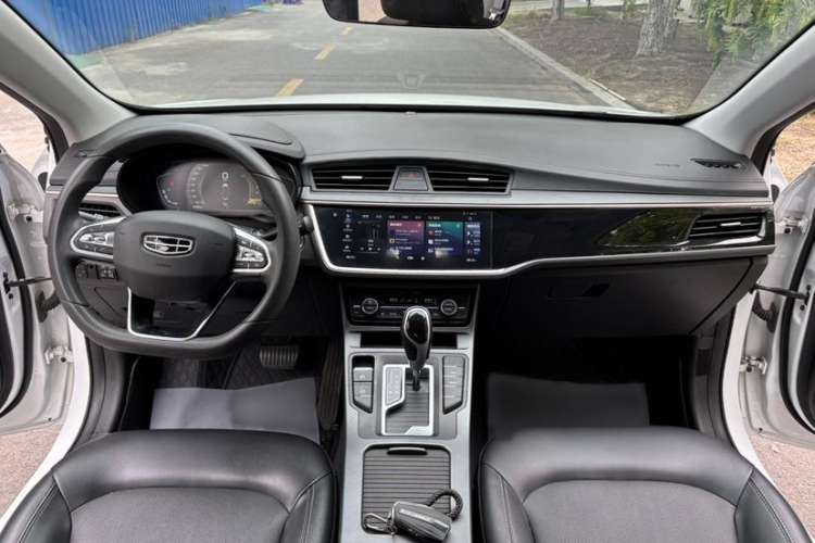 Used Geely Auto Emgrand GL 2021 UP 1.4T CVT Leading Edition
