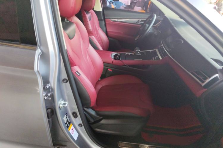 Used Changan CS85 COUPE 2019 1.5T DCT Dynamic Version China VI Standard
