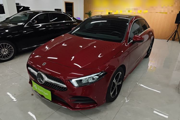 Used Mercedes-Benz A-Class 2022 Revised Version A 200 L Sport Sedan Fashionable Style
