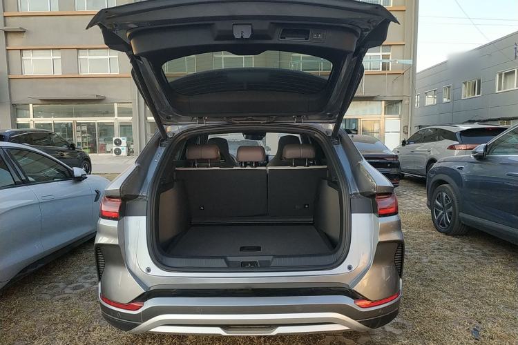 Used BYD Song PLUS New Energy 2025 DM-i Intelligent Driving 160KM Flagship Model
