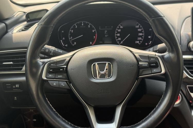 Used Honda Inspire 2019 260TURBO Elegant Edition China VI Emission Standard
