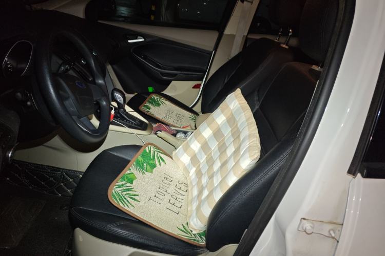 Used Ford Focus 2015 Sedan 1.6L Automatic Comfort Model
