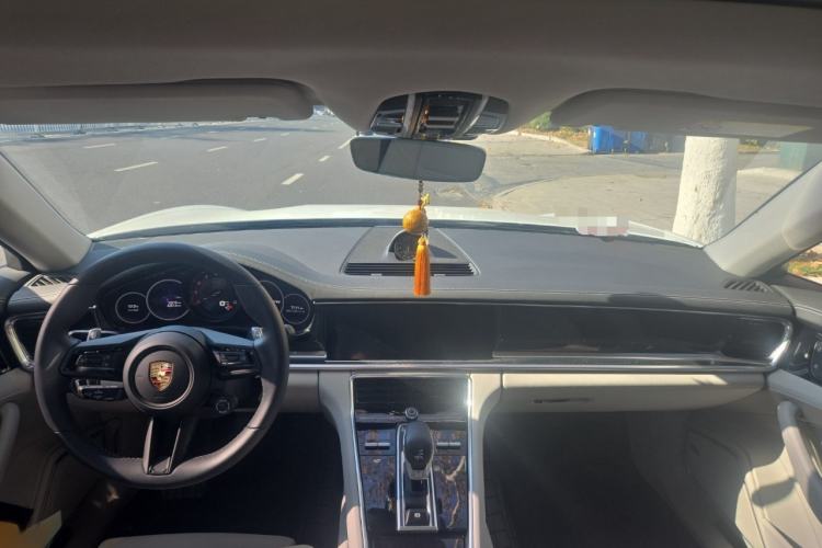 Used Porsche Panamera 2023 Facelifted Panamera 2.9T Platinum Edition

