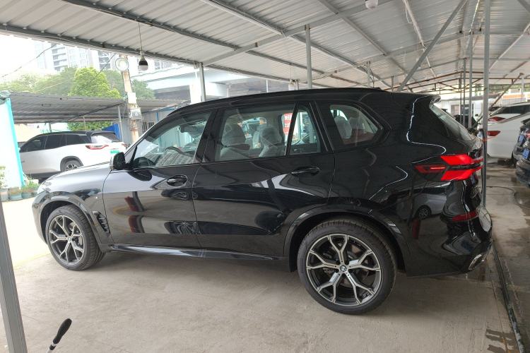 Used BMW X5 2023 xDrive 30Li Luxury M Sport Night Edition Package