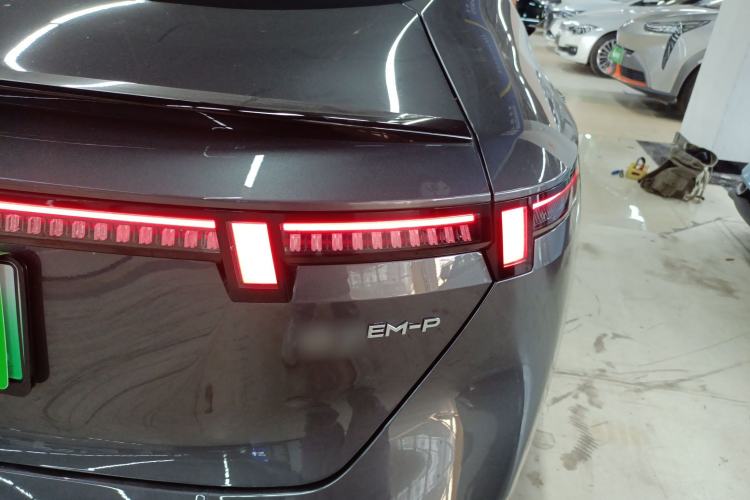 Used Lynk & Co 07 2024 EM-P 126 Long-Range Halo
