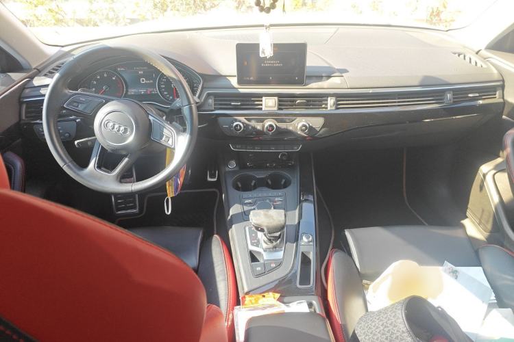 Used Audi A4L 2018 30th Anniversary Edition 40 TFSI Trendy Model