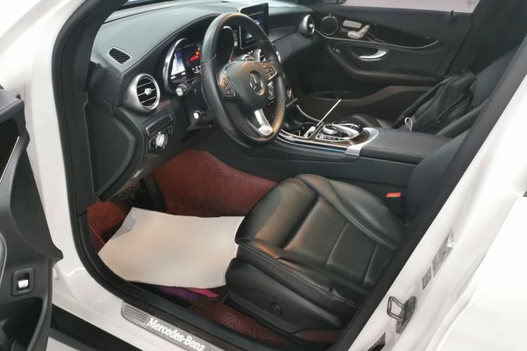 Used Mercedes-Benz GLC 2019 GLC 260 L 4MATIC Dynamic Model
