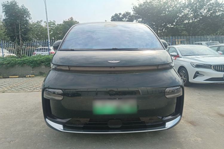 Used  LEVC L380 2024 140-Degree 6-Seater All-Wheel-Drive Ultra
