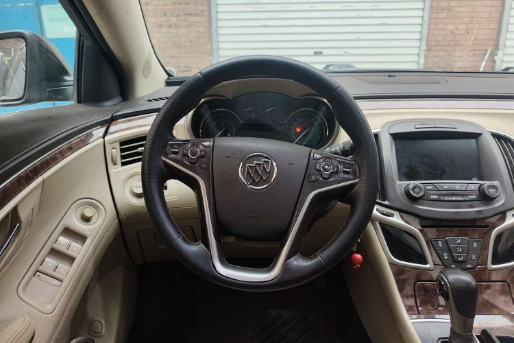 Used Buick LaCrosse 2013 2.4L SIDI Leading Comfort Version
