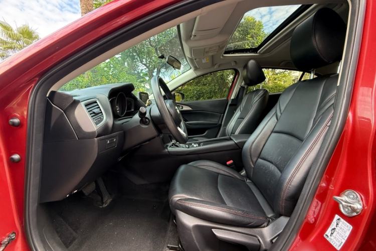 Used Mazda Mazda 3 Axela 2017 Sedan 1.5L Automatic Luxury Model Emission Standard China V