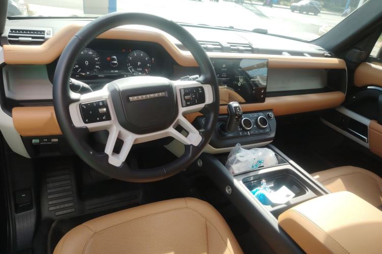 Used Land Rover Defender 2024 90 3.0T P400 HSE
