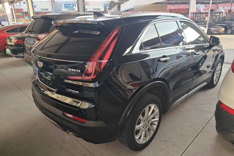 Used Cadillac XT4 2018 28T Two-Wheel Drive Tech Version
