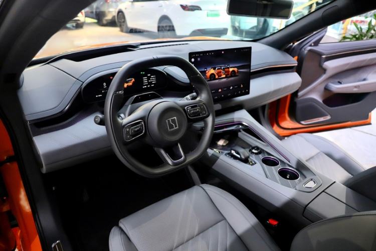 Used Zeekr 001 2025 WE Edition 100 kWh Rear-Wheel Drive
