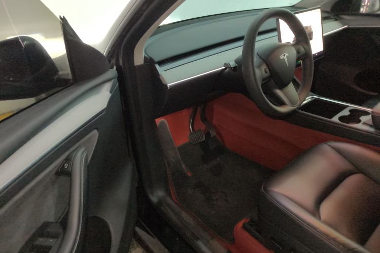 Used Tesla Model Y 2024 Rear-Wheel-Drive Version