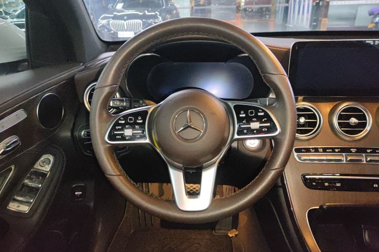 Used Mercedes-Benz GLC 2020 Facelift GLC 300 L 4MATIC Dynamic Edition