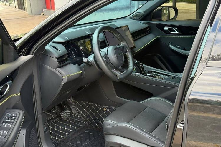 Used Lynk & Co 03 2023 2.0TD DCT JingPro
